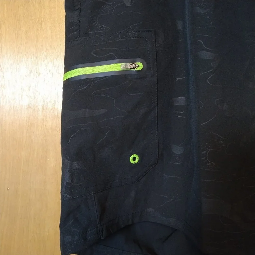 ZEROXPOSUR MEN'S XXL BLACK CAMO SWIM TRUNKS SHORTS NEW BEACH VACATION - Picture 2 of 6